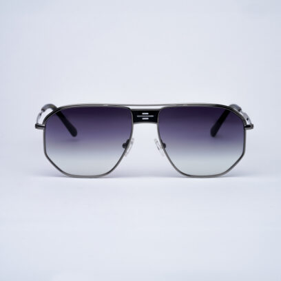 Essilor011029