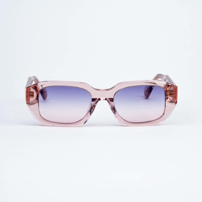Color-3 Essilor011032