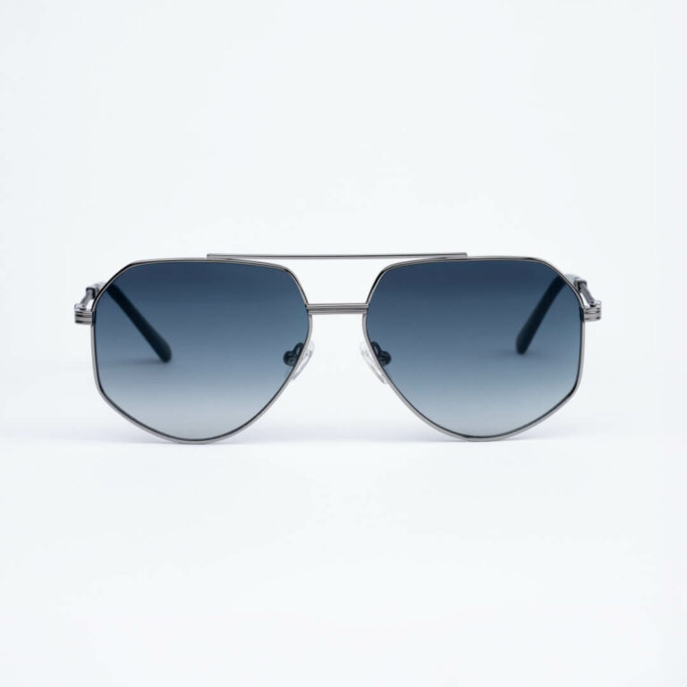 Color-4 Essilor012063