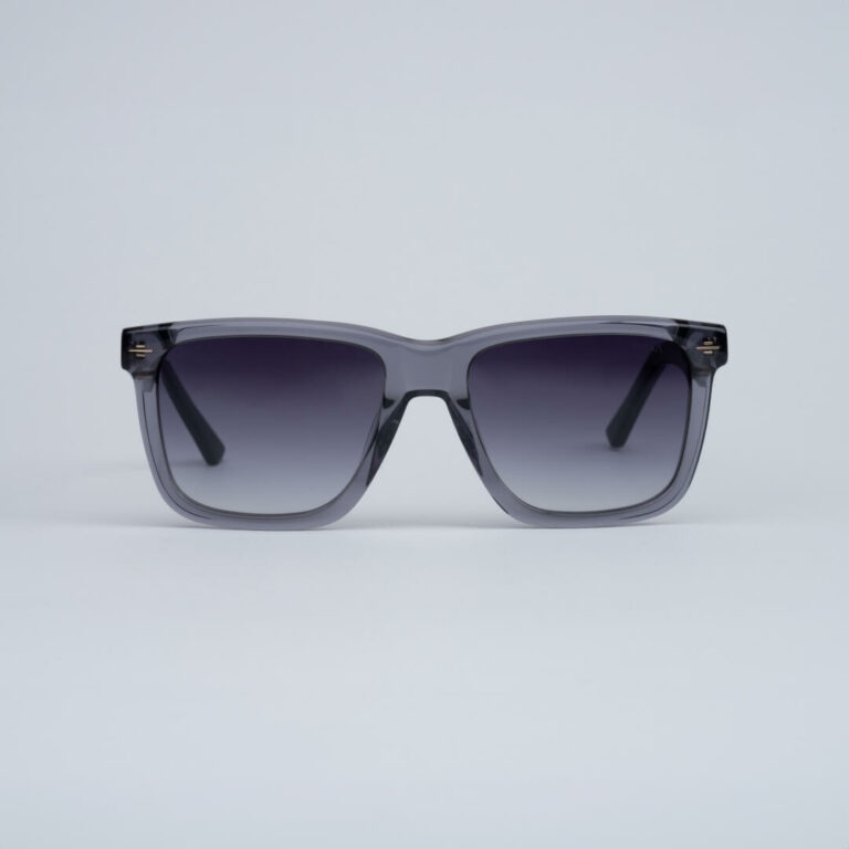 Essilor012119-color3